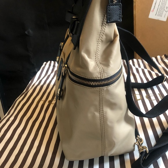 Henri Bendel Large Jetsetter Handbag/backpack - Picture 9 of 13